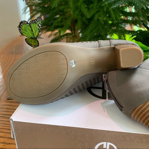 Giani Bernini Dark Taupe Peep Toe Booties - Picture 4 of 6